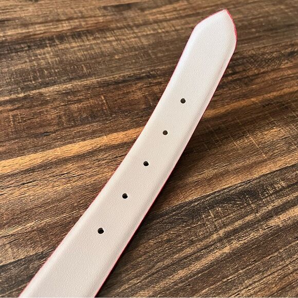 Woodward Red Leather with Gold Buckle Belt Size Medium - Picture 8 of 9